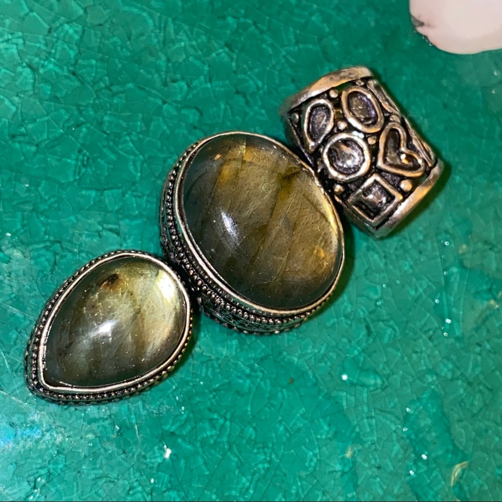 Green Labradorite Double-Stone Necklace Pendant - Unbranded